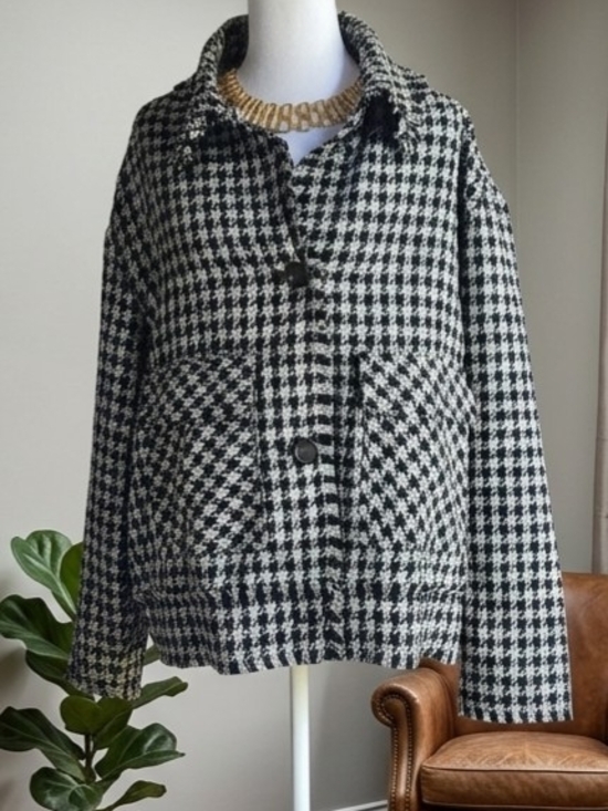Johnston & Murphy Jackets & Blazers - Johnston & Murphy NWT Black White Houndstooth Tweed Shacket Jacket Fringe L
